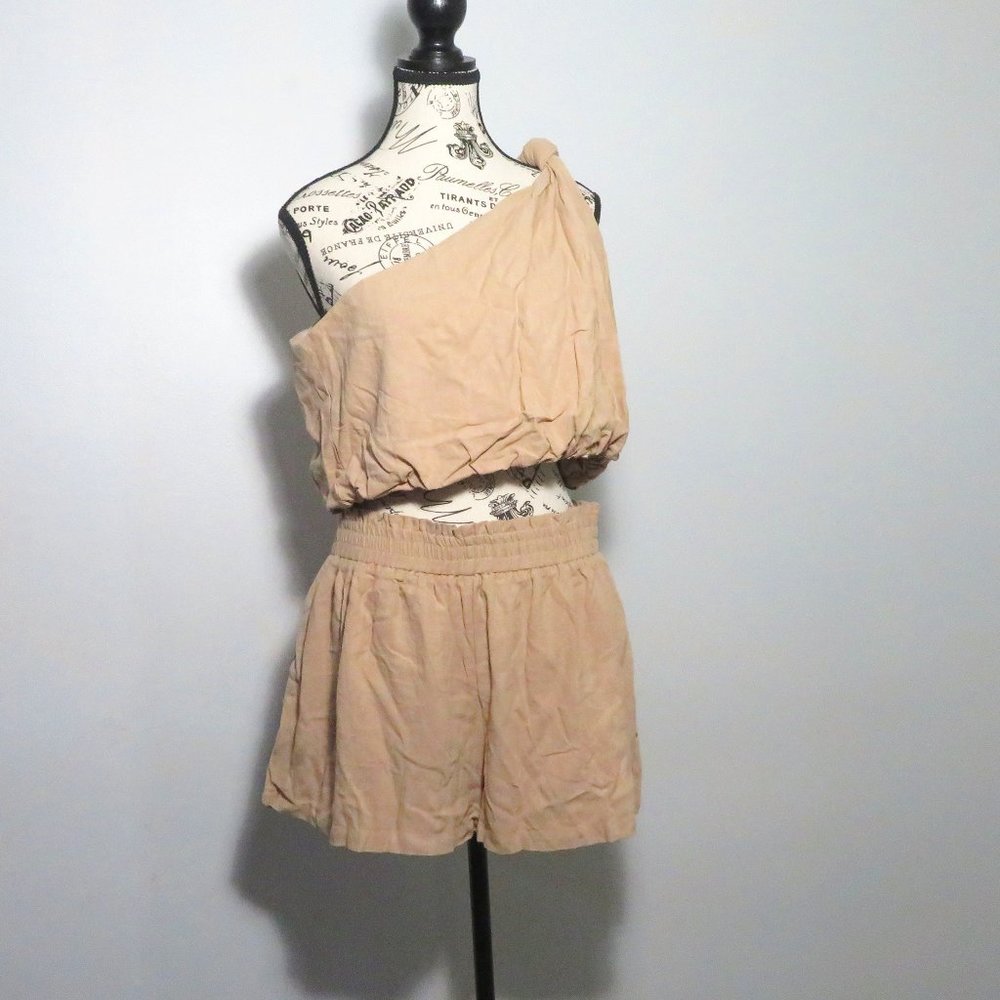 Women`s One shoulder Blouse & Shorts One set Brown Brand New w/ tags size XL